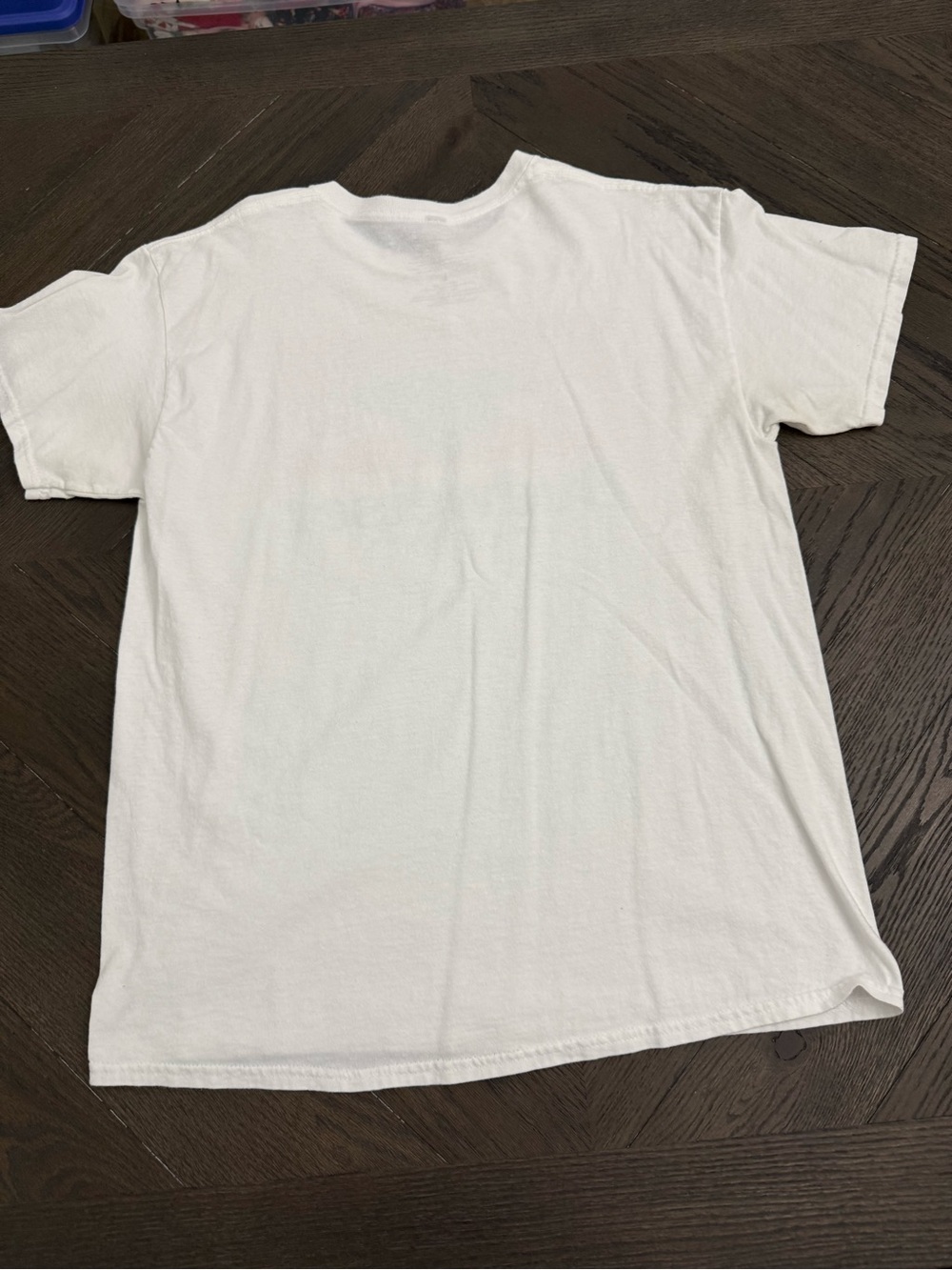 Budweiser White T-Shirt with Red and Blue Logo - Picture 2 of 6
